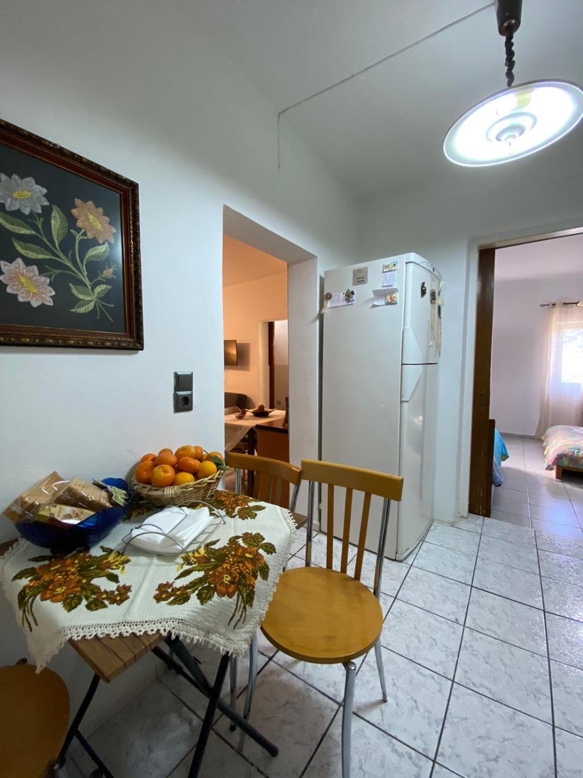 Affittacamere Aggelina Sárkhos Esterno foto