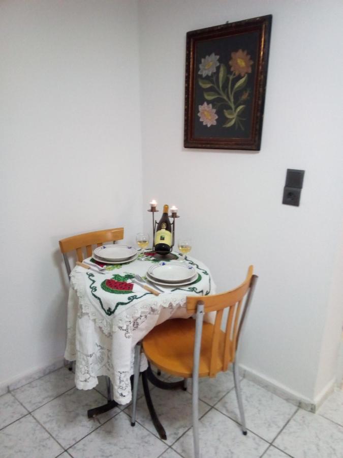 Affittacamere Aggelina Sárkhos Esterno foto
